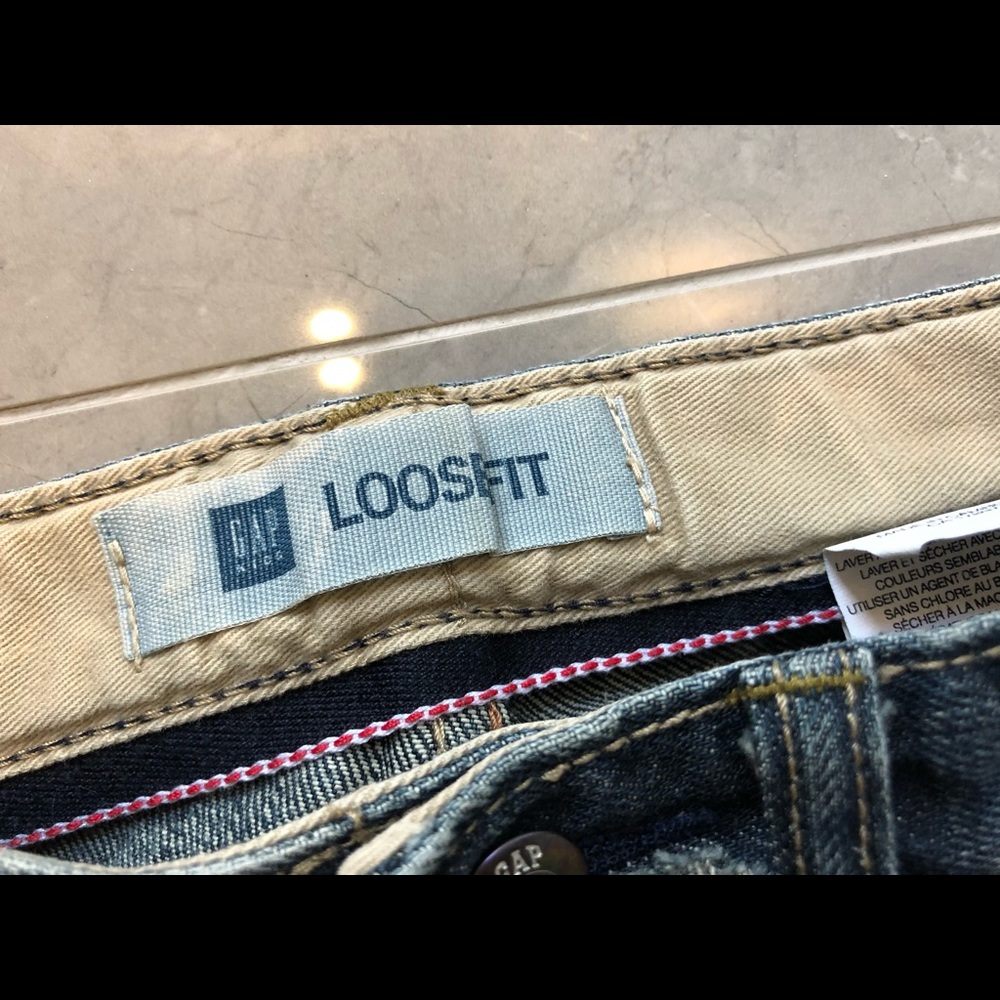 Gap Kids, boy’s distressed jeans, Loose Fit - Picture 4 of 8